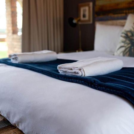 Red Sands Country Lodge Kuruman Exteriör bild