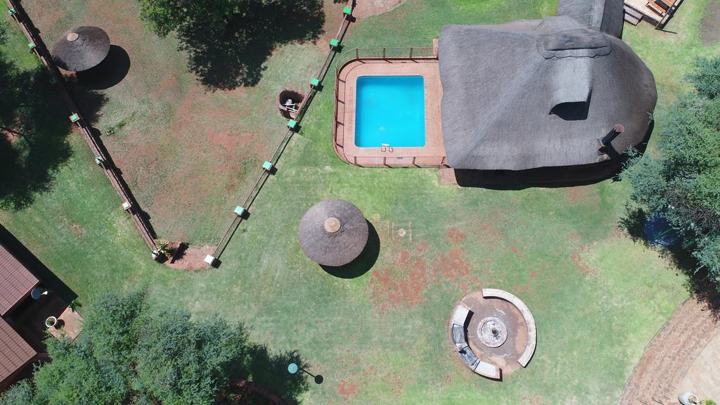 Red Sands Country Lodge Kuruman Exteriör bild