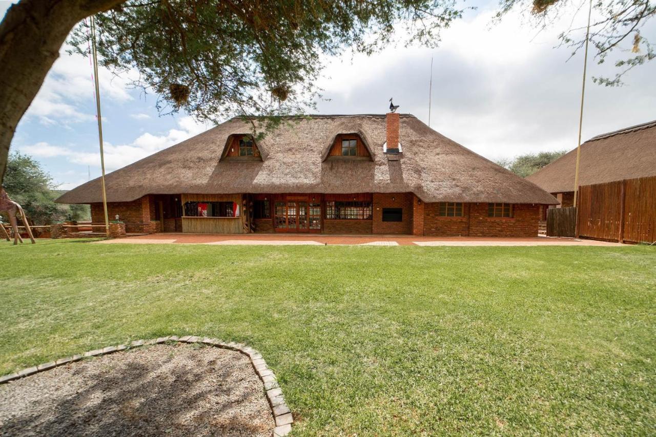 Red Sands Country Lodge Kuruman Exteriör bild